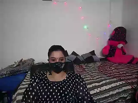 Arushisingh8888 online show from 12, 3, 2025