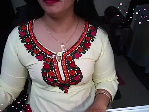 Arushisingh8888 online show from 19, 1, 2026