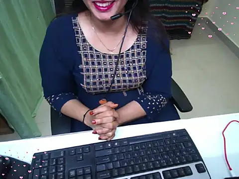 Arushisingh8888 online show from 6, 10, 2025
