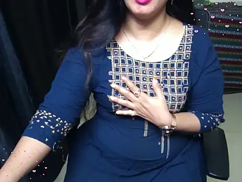 Arushisingh8888 online show from 2, 12, 2025