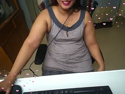 Arushisingh8888 online show from 19, 9, 2025