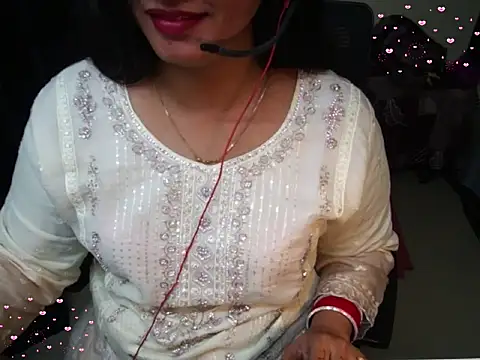 Arushisingh8888 online show from 18, 1, 2026