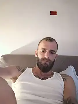 Snapshot of Antonio_Vatooo chatting on 4, 5, 2026 Antonio Vatooo online show from 4, 5, 2026