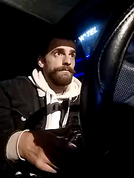 Antonio Vatooo online show from 7, 3, 2025