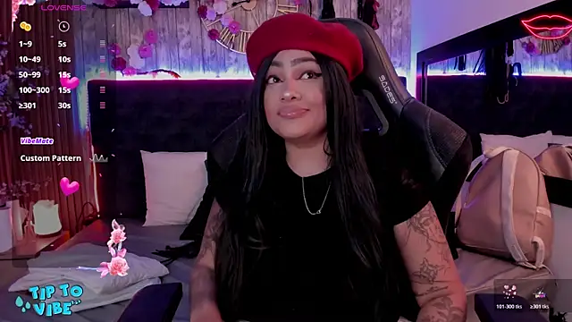 Neko Misaki online show from 2, 12, 2025