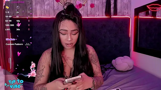 Neko Misaki online show from 5, 3, 2026