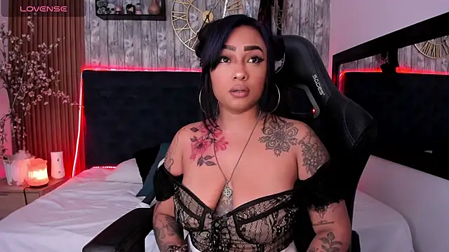 Neko Misaki online show from 6, 3, 2025