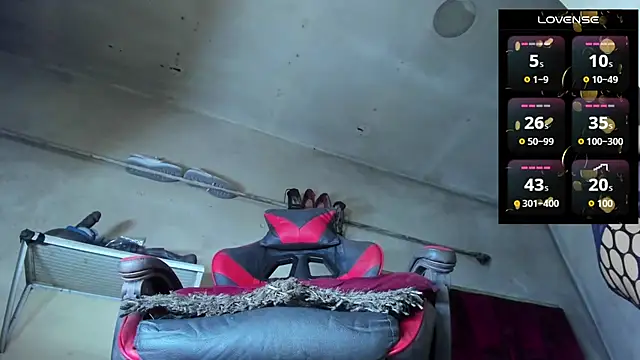 Trixy star horney online show from 27, 3, 2026