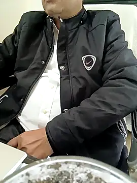 Hot-man39 online show from 5, 2, 2025