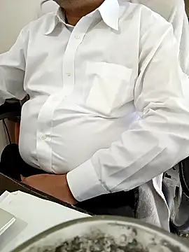 Hot-man39 online show from 28, 1, 2025