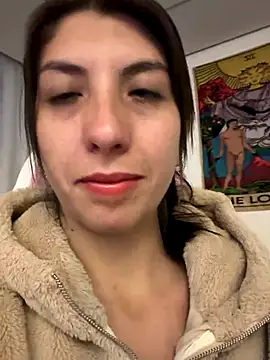 Megannklein online show from 28, 9, 2025