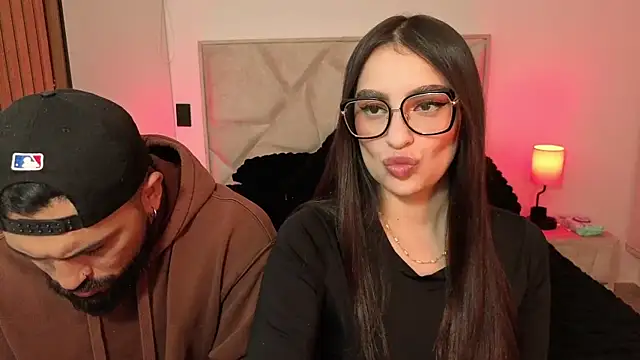 teseo and afroditha  online show from 4, 3, 2026