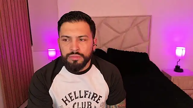 teseo and afroditha  online show from 15, 4, 2026