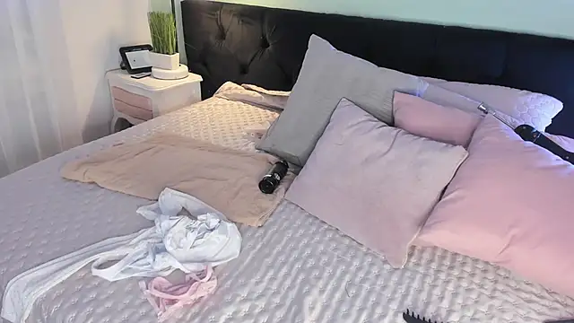 Snapshot of EvaaStevens chatting on 10, 3, 2025 EvaaStevens online show from 10, 3, 2025