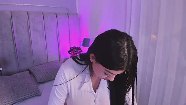 Snapshot of EvaaStevens chatting on 28, 11, 2025 EvaaStevens online show from 28, 11, 2025