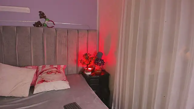 EvaaStevens online show from 16, 12, 2025