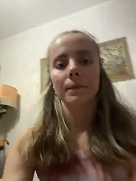 AlisaKissss online show from 16, 6, 2026