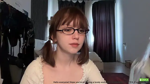 Snapshot of electric_babe chatting on 24, 6, 2026 electric babe online show from 24, 6, 2026