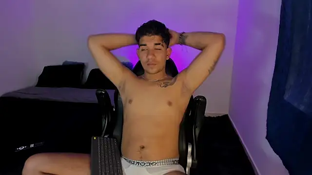 Snapshot of valentino_santoss chatting on 17, 2, 2026 valentino santoss online show from 17, 2, 2026