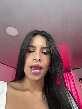 Snapshot of _elektrah chatting on 1, 2, 2026 elektrah online show from 1, 2, 2026