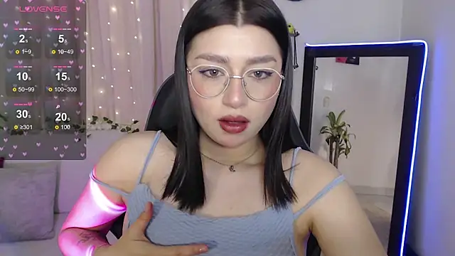 mily thomson b  online show from 10, 11, 2025