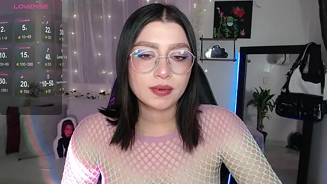 mily thomson b  online show from 30, 9, 2025