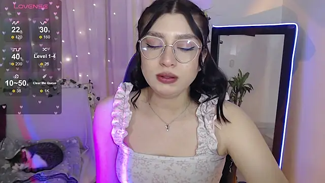 mily thomson b  online show from 2, 11, 2025