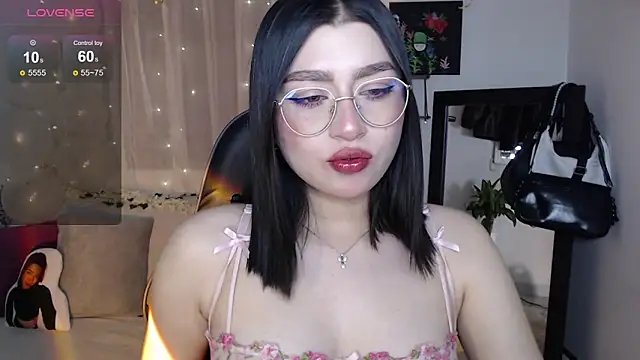 mily thomson b  online show from 21, 9, 2025