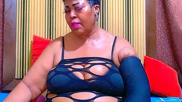 ebonycandy10 online show from 5, 12, 2025