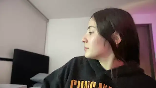 Princ3ssgabi online show from 4, 10, 2025