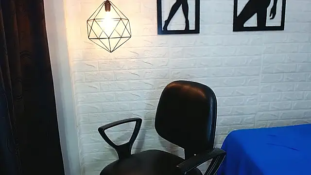 james scott18 online show from 4, 12, 2024