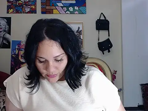 Snapshot of melissa4855 chatting on 18, 11, 2025 melissa4855 online show from 18, 11, 2025