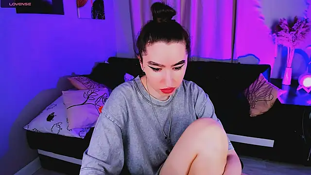 Lily xBabe online show from 4, 10, 2025