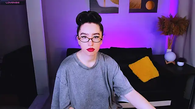 Snapshot of Lily_xBabe chatting on 26, 6, 2026 Lily xBabe online show from 26, 6, 2026