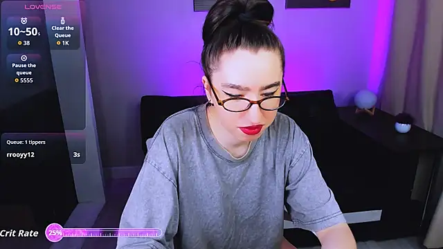Snapshot of Lily_xBabe chatting on 24, 6, 2026 Lily xBabe online show from 24, 6, 2026