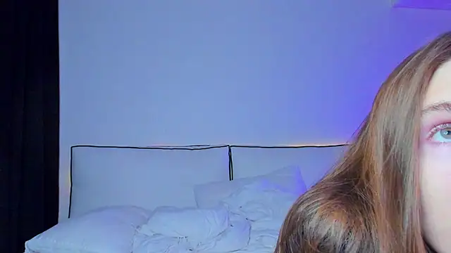 haileyishere online show from 19, 3, 2025