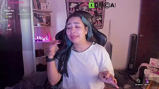 sweetcoralinee online show from 4, 11, 2025