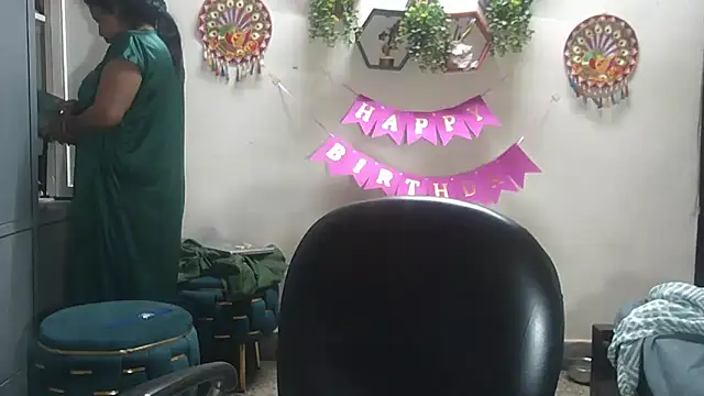 Sexy komolika online show from 27, 3, 2026