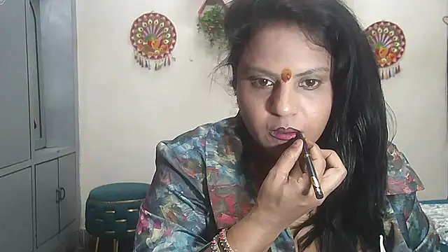 Sexy komolika online show from 2, 4, 2026