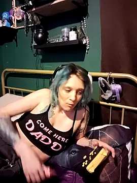 wolfgirl97 online show from 1, 12, 2025