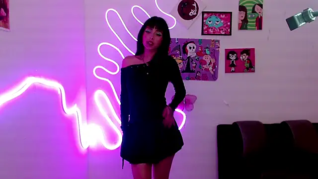 Kind Scarlett online show from 4, 2, 2025