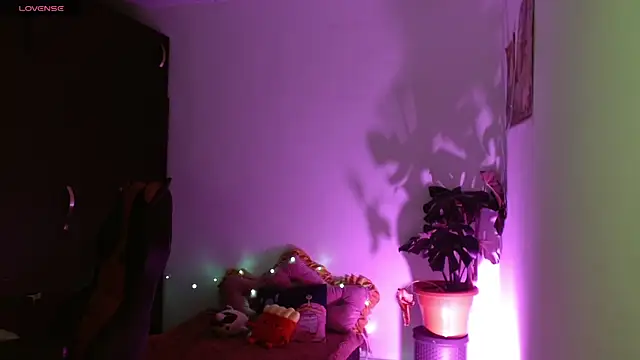 Kind Scarlett online show from 28, 5, 2026