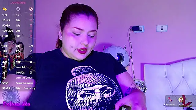 Snapshot of HECATE_23 chatting on 22, 10, 2025 HECATE 23 online show from 22, 10, 2025