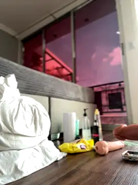 emiss  online show from 17, 9, 2025