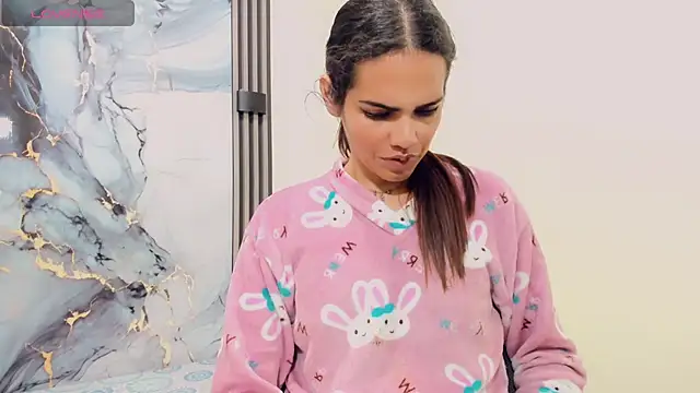 Rubi 30 online show from 25, 11, 2025