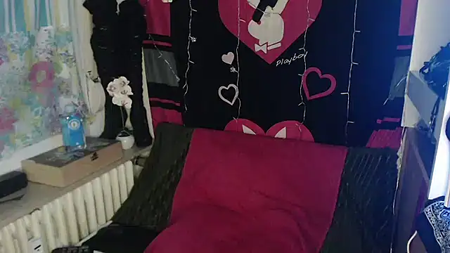 Harleyhot13061 online show from 23, 1, 2025