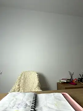 streetdoll online show from 3, 12, 2025