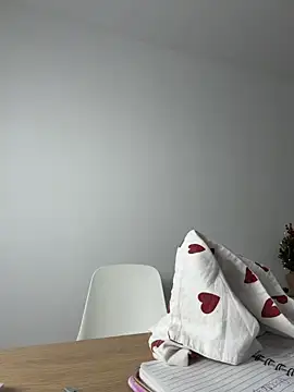 streetdoll online show from 17, 12, 2025