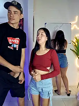 royalgirls x online show from 17, 3, 2026