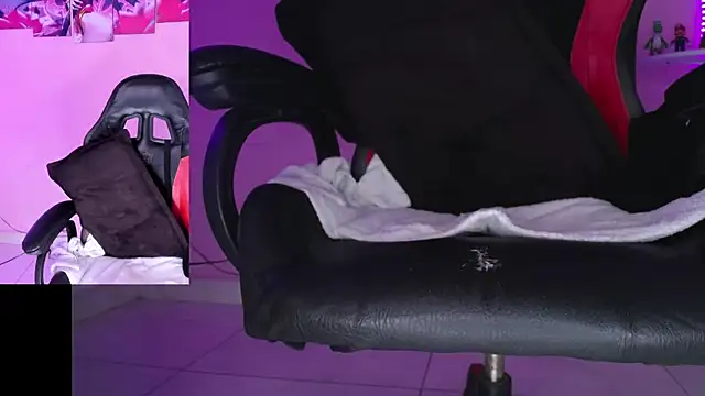 DanielaHang online show from 25, 11, 2025